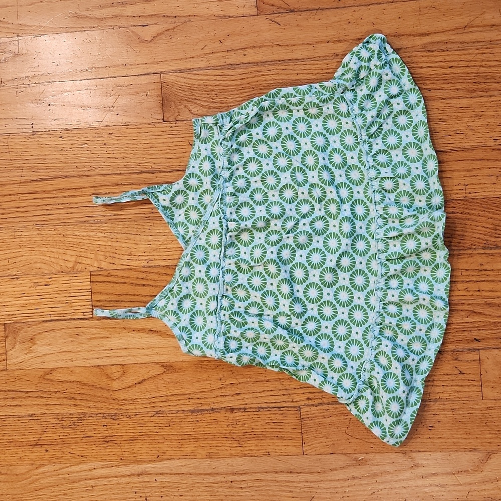 Gap girls size 7, green floral camisole top in excellent condition
